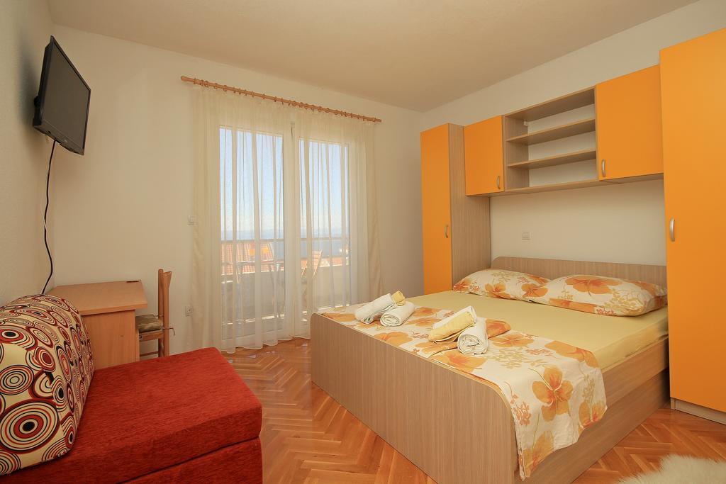Apartments Adriatika Макарська Екстер'єр фото